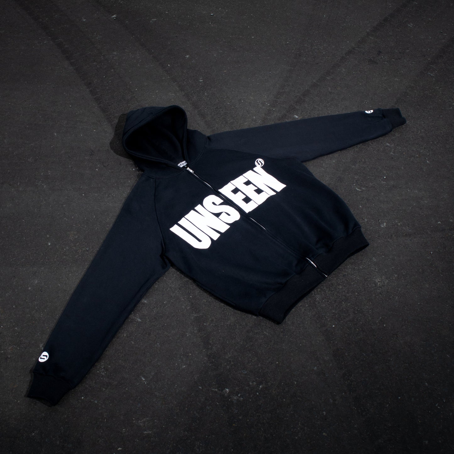 'UNSEEN' FULL ZIP